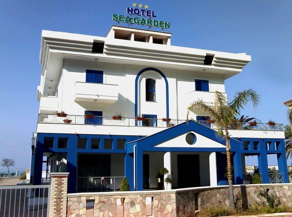 Sea Garden Hotel Acquappesa Esterno foto
