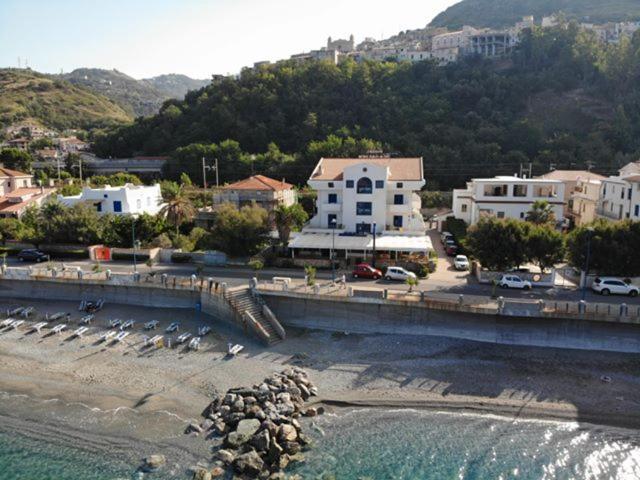 Sea Garden Hotel Acquappesa Esterno foto